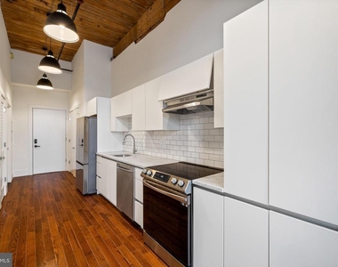 1801 N Howard Street - Photo Thumbnail 15