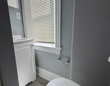 1724 Saint Pauls Street - Photo Thumbnail 13