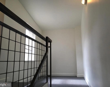 702 N 2nd Street - Photo Thumbnail 16