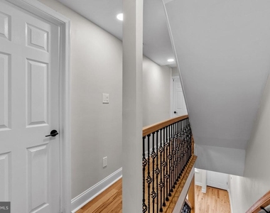 2625 Ellsworth Street - Photo Thumbnail 20