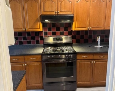 5149 Arbor Street - Photo Thumbnail 3
