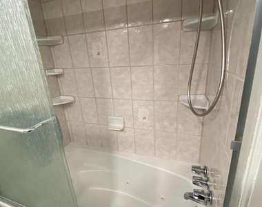10860 Parlin Terrace - Photo Thumbnail 21
