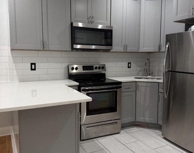 851 E Ontario Street - Photo Thumbnail 3