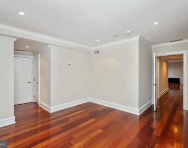 219 S 18th Street - Photo Thumbnail 19