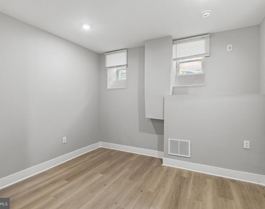 856 N 19th Street - Photo Thumbnail 10