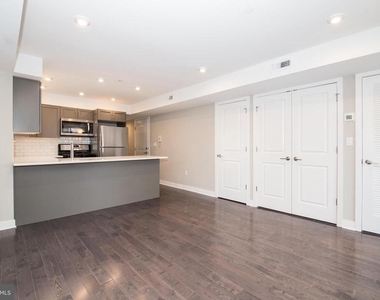 1223 N 30th Street - Photo Thumbnail 4