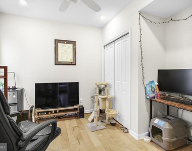 1431 Poplar Street - Photo Thumbnail 8