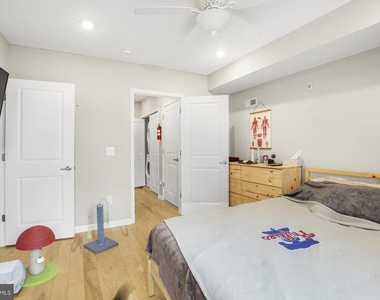 1431 Poplar Street - Photo Thumbnail 14