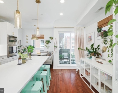 159 E Allen Street - Photo Thumbnail 13
