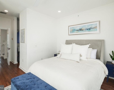 159 E Allen Street - Photo Thumbnail 36