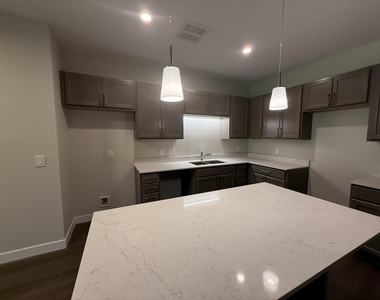 2645 Burton Road - Photo Thumbnail 32