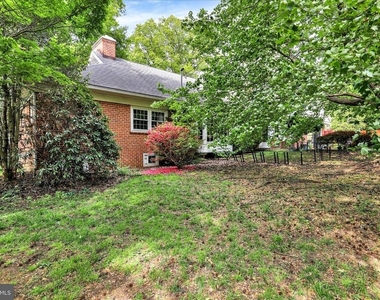 1424 Center Road - Photo Thumbnail 38