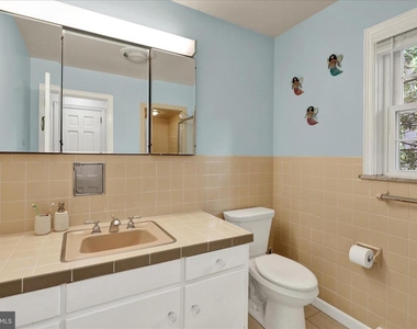 1424 Center Road - Photo Thumbnail 29