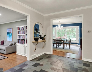 1424 Center Road - Photo Thumbnail 4