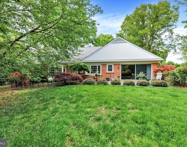 1424 Center Road - Photo Thumbnail 36