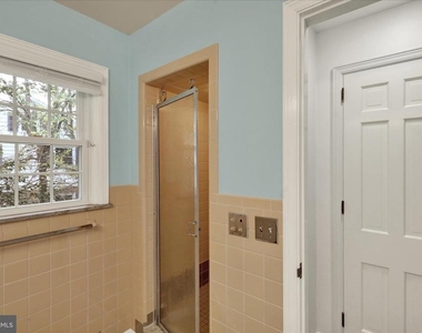1424 Center Road - Photo Thumbnail 30