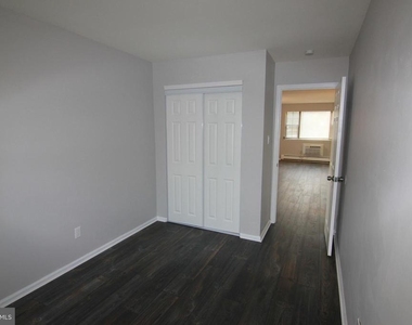 9 Thomas Road - Photo Thumbnail 4