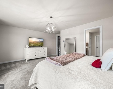 103 Segel Drive - Photo Thumbnail 22