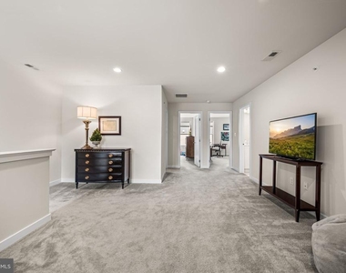 103 Segel Drive - Photo Thumbnail 20