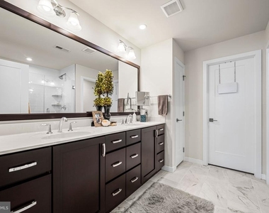 103 Segel Drive - Photo Thumbnail 23