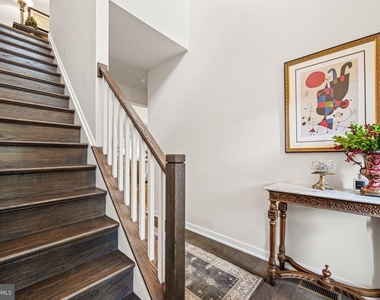 103 Segel Drive - Photo Thumbnail 2