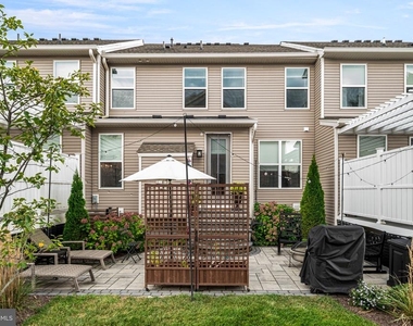 103 Segel Drive - Photo Thumbnail 30