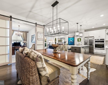 103 Segel Drive - Photo Thumbnail 7