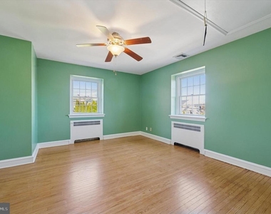 1156 Garfield Avenue - Photo Thumbnail 15