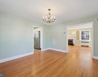 1156 Garfield Avenue - Photo Thumbnail 5