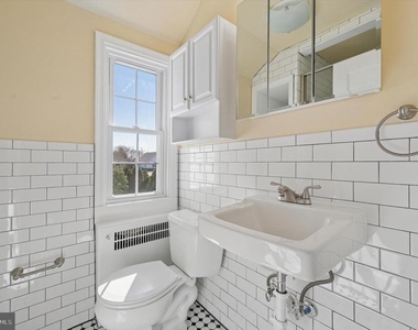 1156 Garfield Avenue - Photo Thumbnail 18