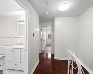 85 S Harwood Avenue - Photo Thumbnail 17