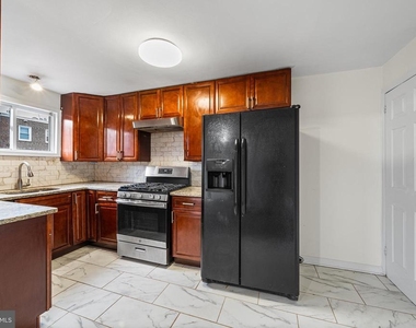 85 S Harwood Avenue - Photo Thumbnail 10