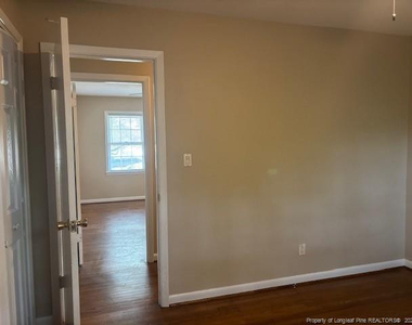 6204 Milford Drive - Photo Thumbnail 24