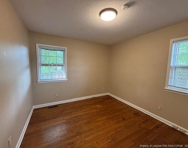 6204 Milford Drive - Photo Thumbnail 30