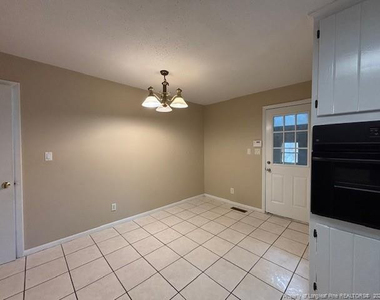 6204 Milford Drive - Photo Thumbnail 12