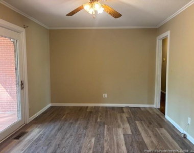 6204 Milford Drive - Photo Thumbnail 13
