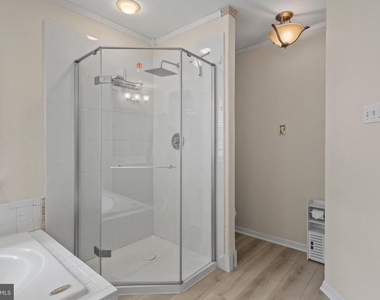 929 N York Drive - Photo Thumbnail 16