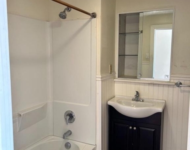 92 N Bacton Hill Road - Photo Thumbnail 9