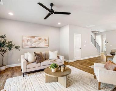 5709 Parker Pines Court - Photo Thumbnail 15