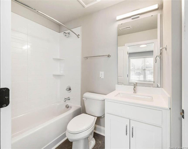 5709 Parker Pines Court - Photo Thumbnail 24