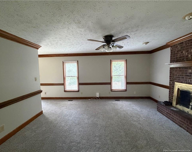 872 Hilton Drive - Photo Thumbnail 2