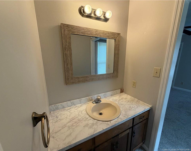 872 Hilton Drive - Photo Thumbnail 11