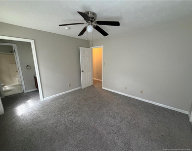 872 Hilton Drive - Photo Thumbnail 10