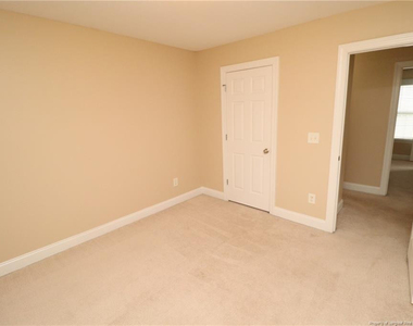 36 W Trafalgar Court - Photo Thumbnail 29