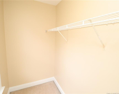 36 W Trafalgar Court - Photo Thumbnail 27