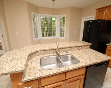 36 W Trafalgar Court - Photo Thumbnail 10