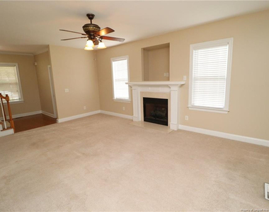 36 W Trafalgar Court - Photo Thumbnail 6