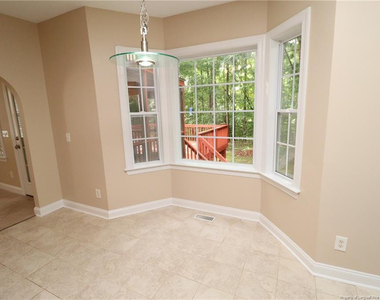 36 W Trafalgar Court - Photo Thumbnail 13