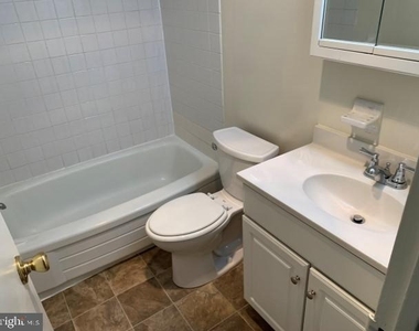 126 E Maple Avenue - Photo Thumbnail 10