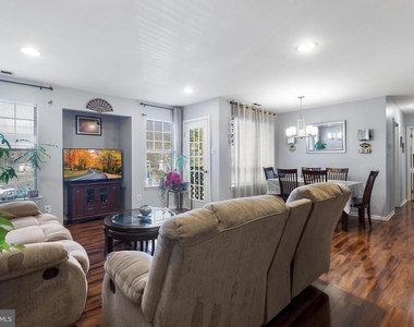 1102 Diamond Drive - Photo Thumbnail 2